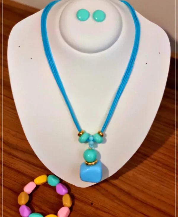 Conjunto Max colar Azul Celeste